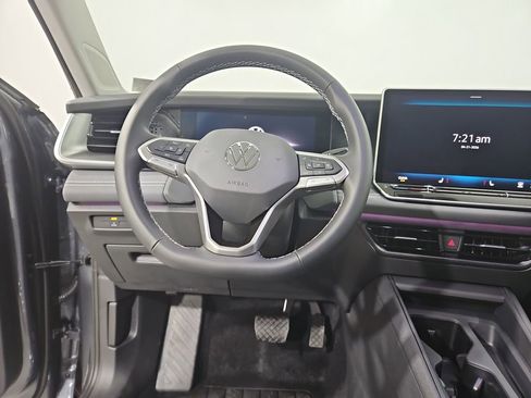 New 2026 Volkswagen Tiguan SE AWD/4WD image 13