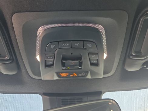 Used 2025 Toyota Corolla XSE FWD image 42
