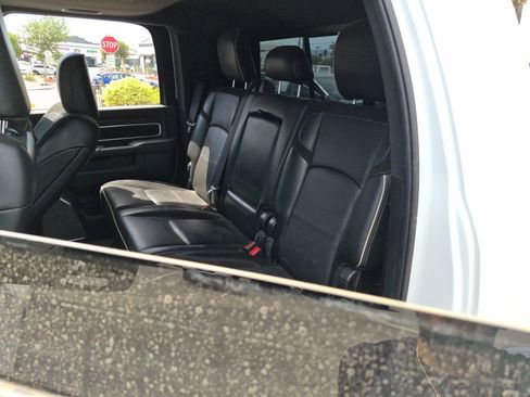 Used 2025 RAM 2500 Laramie AWD/4WD image 12