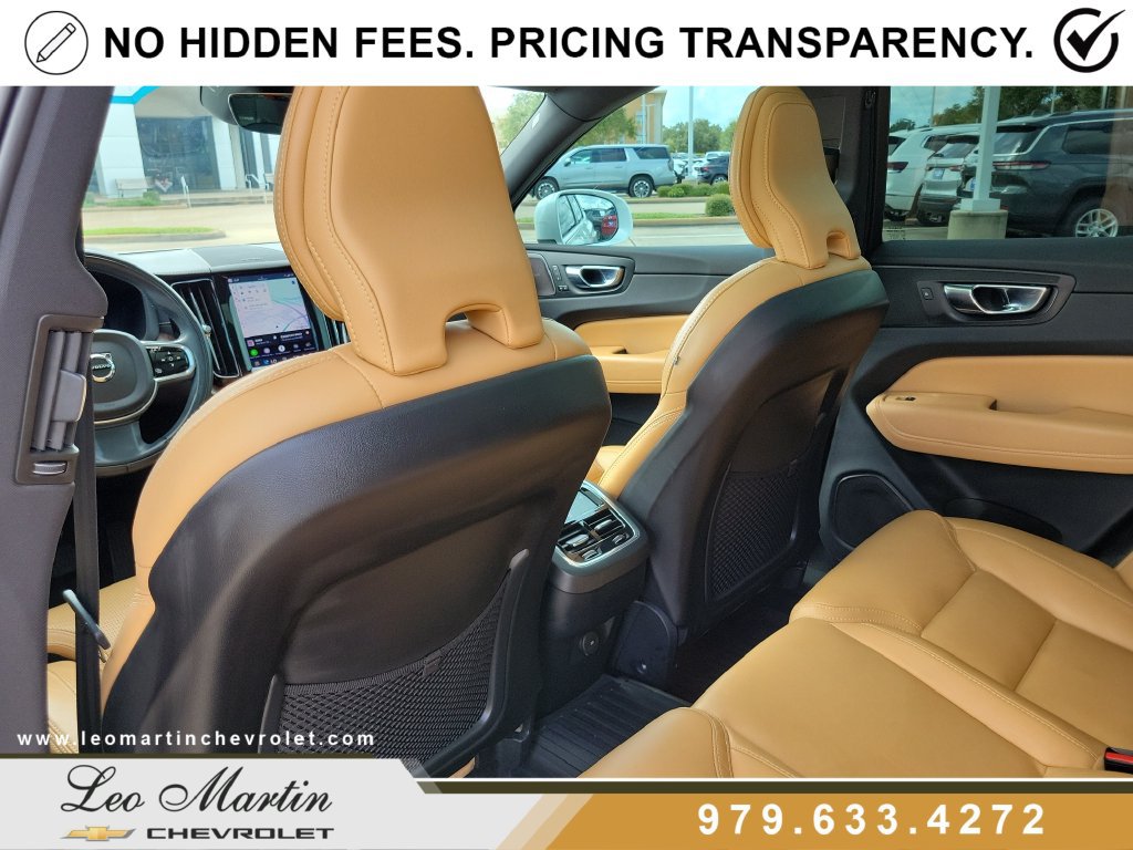 Used 2022 Volvo XC60 B5 Inscription w/ Advanced Package FWD image 11