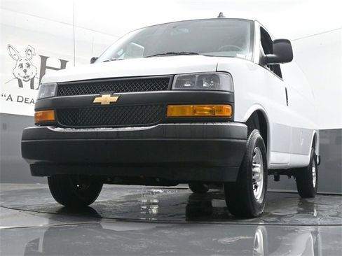 New 2025 Chevrolet Express 2500 w/ Driver Convenience Package image 34