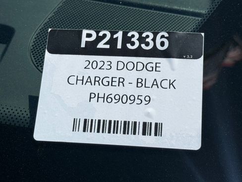 Used 2023 Dodge Charger SXT RWD image 31