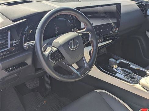 Used 2023 Lexus NX 350h AWD image 9
