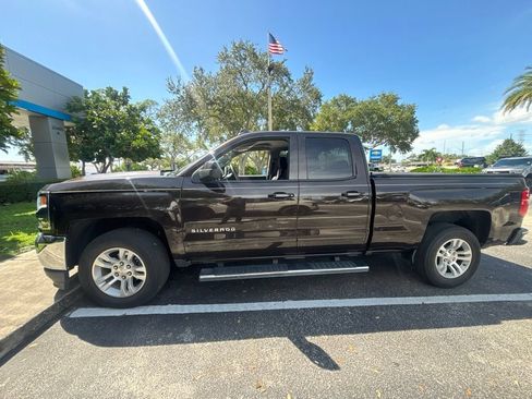 Used 2019 Chevrolet Silverado 1500 LT w/ All Star Edition RWD image 4
