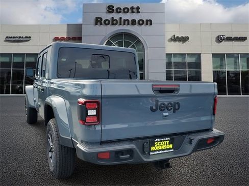 New 2026 Jeep Gladiator Sport image 3