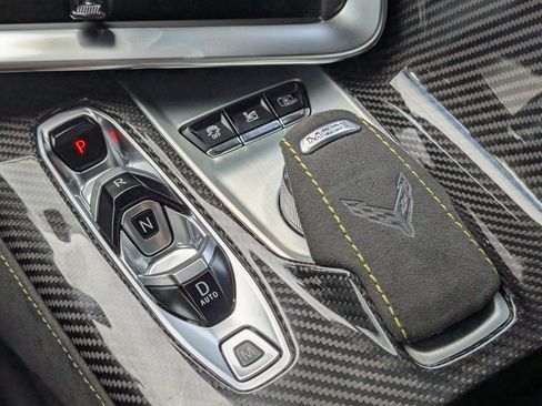 Used 2025 Chevrolet Corvette Z06 RWD image 30