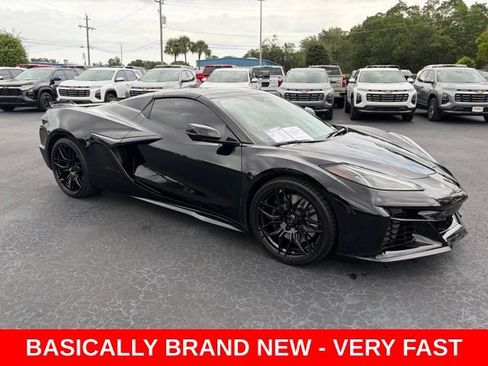 Used 2025 Chevrolet Corvette Z06 RWD image 1