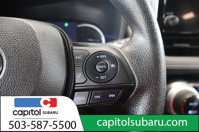 Used 2025 Toyota RAV4 XLE AWD/4WD image 18