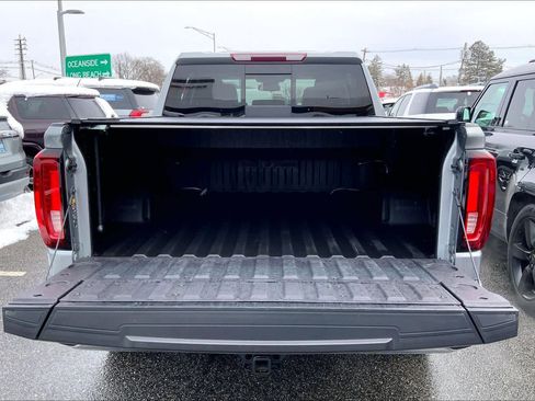 Used 2024 GMC Sierra 1500 SLT w/ SLT Premium Plus Package image 34