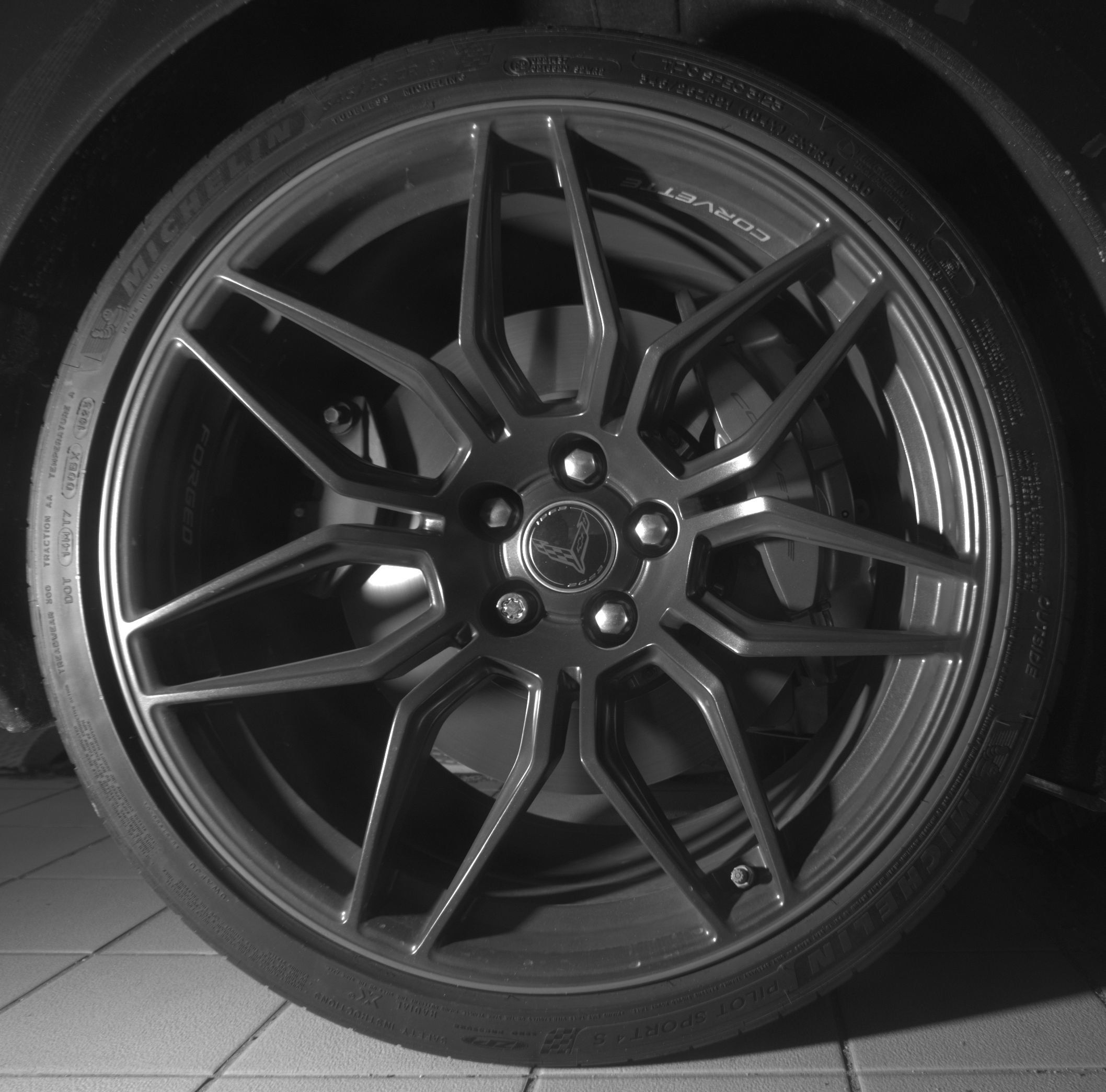 Used 2023 Chevrolet Corvette Z06 RWD image 29