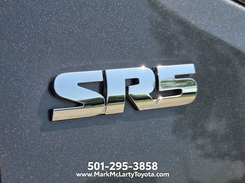 Used 2022 Toyota Tacoma SR5 AWD/4WD image 14