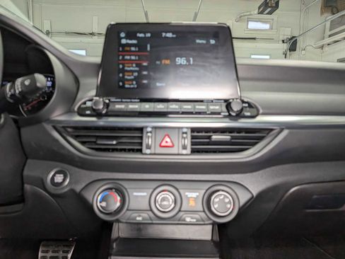 Certified 2021 Kia Forte GT-Line w/ GT-Line Premium Package image 32