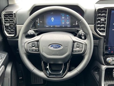 New 2025 Ford Ranger XLT w/ Equipment Group 301A High image 29