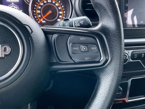 Used 2021 Jeep Wrangler Unlimited Sport image 19