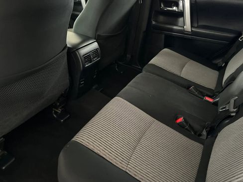 Used 2018 Toyota 4Runner SR5 image 4