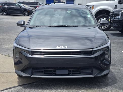 Used 2025 Kia K4 EX FWD image 2