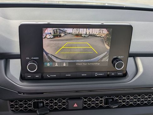 Used 2025 Honda Accord LX image 10