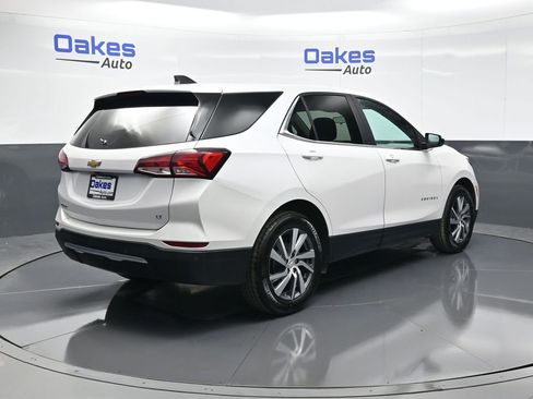 Used 2022 Chevrolet Equinox LT image 8