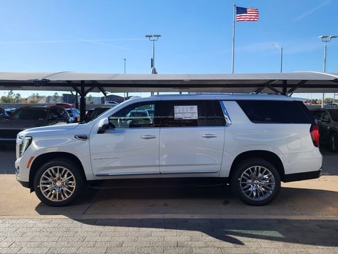 New 2026 GMC Yukon XL Denali image 6