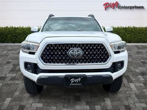 Used 2019 Toyota Tacoma TRD Off-Road AWD/4WD image 5