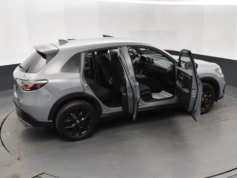 Used 2024 Honda HR-V Sport image 6