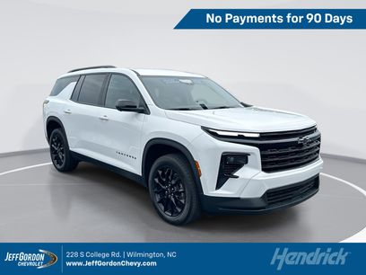 Used 2025 Chevrolet Traverse LT w/ Midnight/Sport Edition