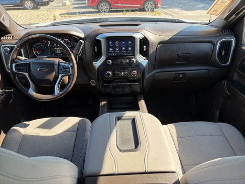 Used 2021 Chevrolet Silverado 1500 LT Trail Boss w/ Bed Protection Package AWD/4WD image 18