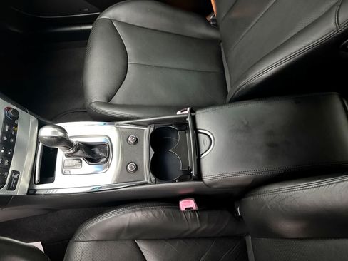 Used 2014 INFINITI Q60 Journey w/ Premium Package RWD image 34