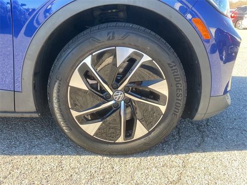 Used 2022 Volkswagen ID.4 Pro S image 9