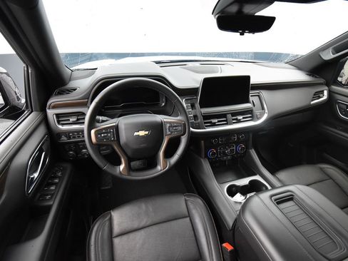 Used 2024 Chevrolet Tahoe High Country w/ Premium Package 2 image 11