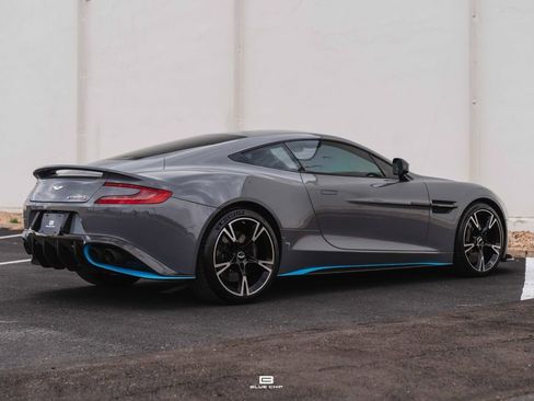 Used 2018 Aston Martin Vanquish S image 20