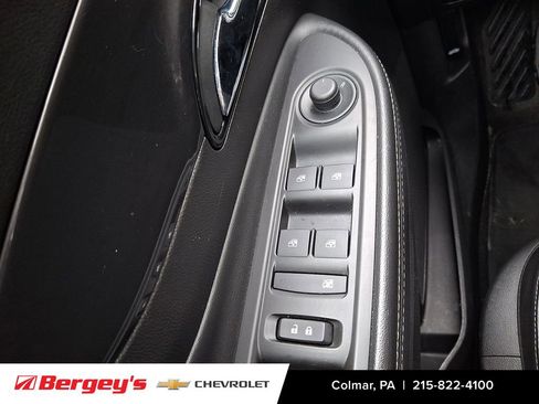 Used 2019 Buick Encore Preferred w/ Safety Package image 27