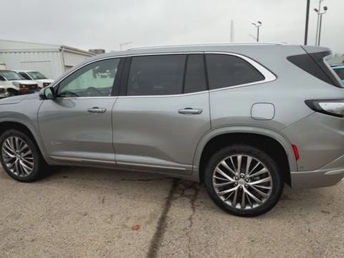 New 2026 Buick Enclave Avenir w/ Super Cruise Package image 39