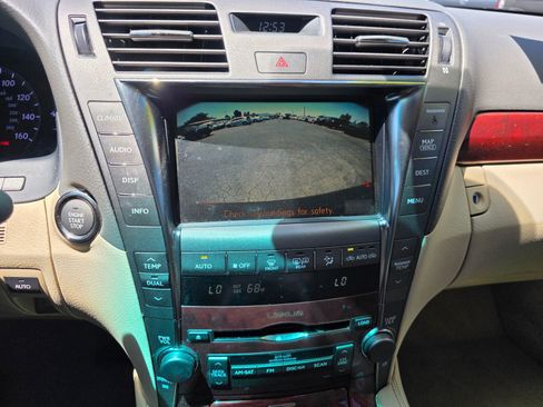 Used 2008 Lexus LS 460 RWD image 4