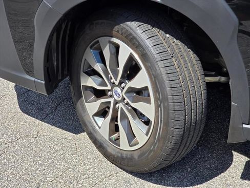 Used 2025 Subaru Outback Limited AWD/4WD image 27