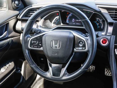 Used 2019 Honda Civic Touring image 20