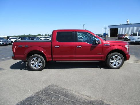Used 2015 Ford F150 Platinum w/ Equipment Group 701A Luxury AWD/4WD image 4