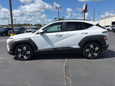 Used 2025 Hyundai Kona SEL FWD image 5