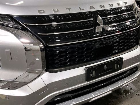 Used 2022 Mitsubishi Outlander SEL image 29