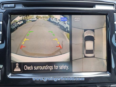 Used 2023 Nissan Maxima Platinum w/ Sport Mat Group FWD image 16
