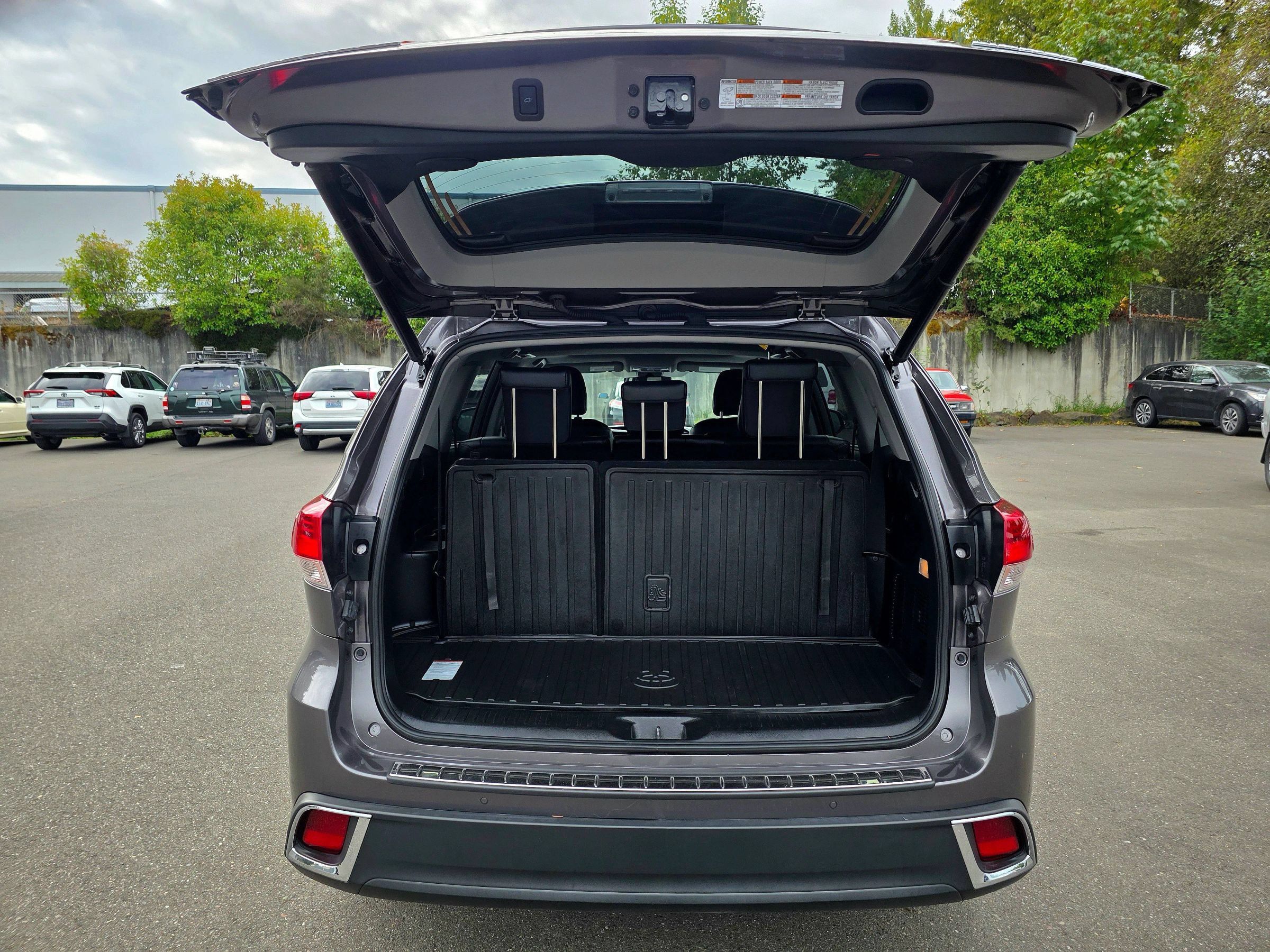 Used 2019 Toyota Highlander Limited AWD/4WD image 67