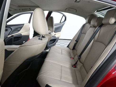 Used 2020 Lexus ES 300h w/ Accessory Package FWD image 17