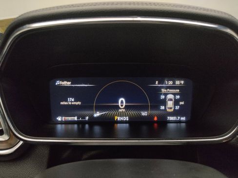 Used 2017 Lincoln Continental Select w/ Climate Package AWD/4WD image 23