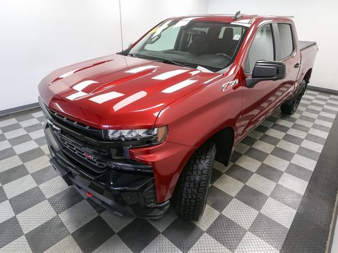 Used 2021 Chevrolet Silverado 1500 LT Trail Boss w/ Convenience Package II AWD/4WD image 6