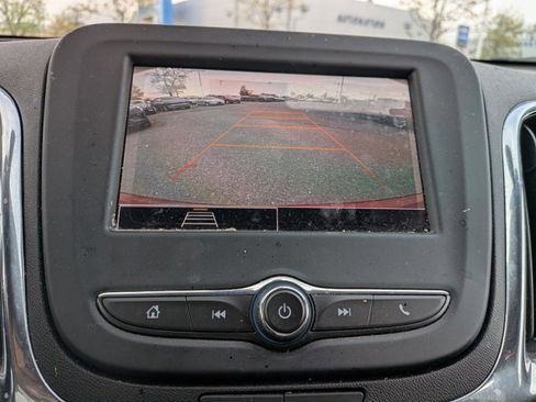 Used 2023 Chevrolet Equinox LT image 12