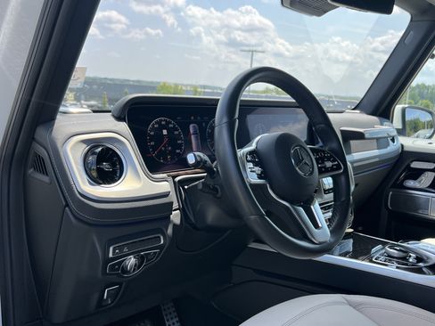 Used 2022 Mercedes-Benz G 550 image 19