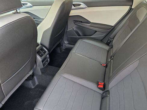 New 2025 Volkswagen Taos SE image 19