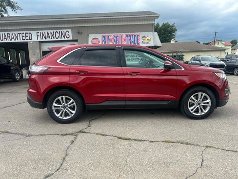 Used 2016 Ford Edge SEL w/ Equipment Group 201A AWD/4WD image 9