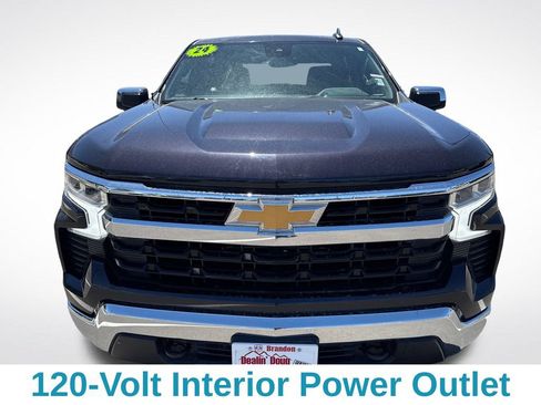 Used 2024 Chevrolet Silverado 1500 LT AWD/4WD image 10