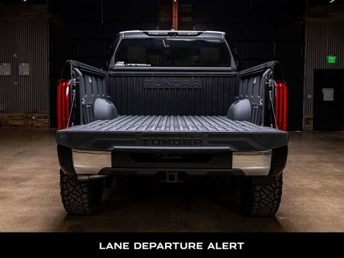 Used 2022 Toyota Tundra SR5 image 9